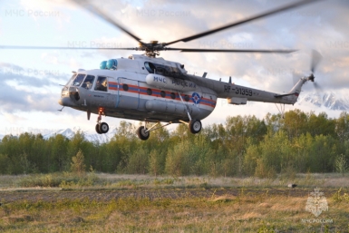 Вертолет Ми-8 ГУ МЧС России по Камчатскому краю
