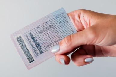 Автоматическое продление прав заканчивается: что делать водителям — разбор юриста