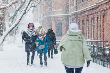 Во время снегопадов на Камчатке увеличилась длительность поездок на такси
