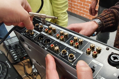 Курсы диджеинга Анастасия Табачинская/ ИА KamchatkaMedia