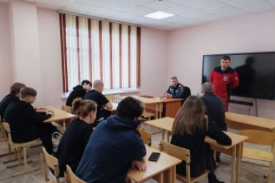 Фото с места событий ГУ МЧС России по Камчатскому краю