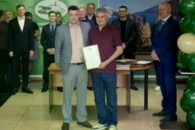 Поздравление сотрудников автопарка Администрация ПКГО