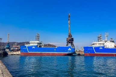 Приморские верфи продолжают штамповать краболовы, как горячие пирожки