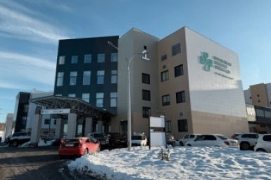 Двое пострадавших на Авачинском перевале туристов остаются в Камчатской краевой больнице