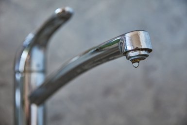 Секретная формула ЖКХ: как превратить отключение воды в деньги