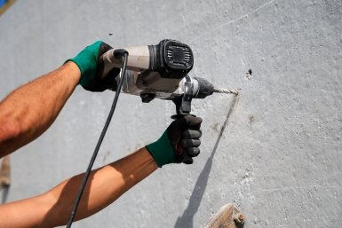 Депутат предлагает ужесточить наказание для ЖКХ за халтуру при капремонте