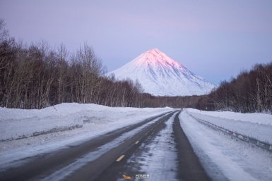 Дорожники на Камчатке заплатят за снег на тротуарах и погнутые знаки