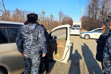 Судебные приставы Магадана продолжают проводить рейды по выявлению должников УФССП России по Магаданской области