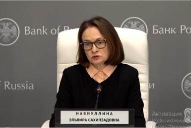 Набиуллина объяснила, как ключевая ставка сдерживает цены на товары первой необходимости