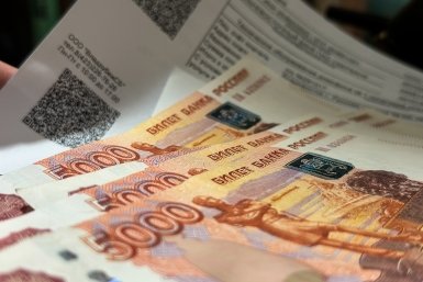 Долги по ЖКХ с истекшим сроком — не платим: юристы Минстроя назвали 3 законных способа
