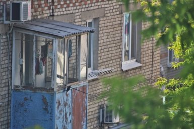 Утепляемся по правилам ЖКХ: как застеклить балкон и не получить штраф