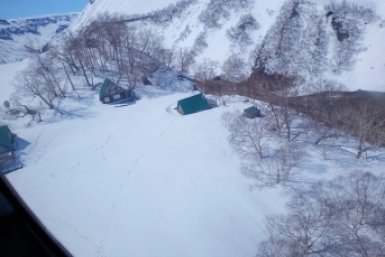 Аномальные снегопады повредили настильные тропы в Долине гейзеров