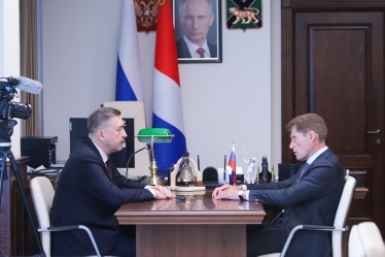 Рабочая встреча Губернатора Приморского края Олега Кожемяко с Председателем Федерации Независимых Профсоюзов России Сергеем Черногаевым пресс-служба ФППК