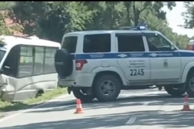 Двое пассажиров пострадали при столкновении автобуса и автомобиля в Уссурийске пресс-служба УМВД России по Приморскому краю