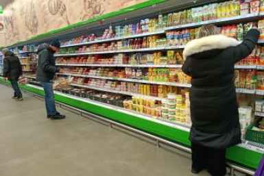 Правительство России утвердил список продуктов для контроля цен с 2027 года