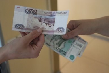 Какие долги не заберут у пенсионера даже приставы: взыскание превращается в пустую формальность
