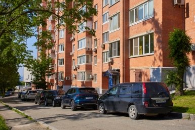 Парковка, тематическое фото Дмитрий Осипчук, ИА PrimaMedia.ru