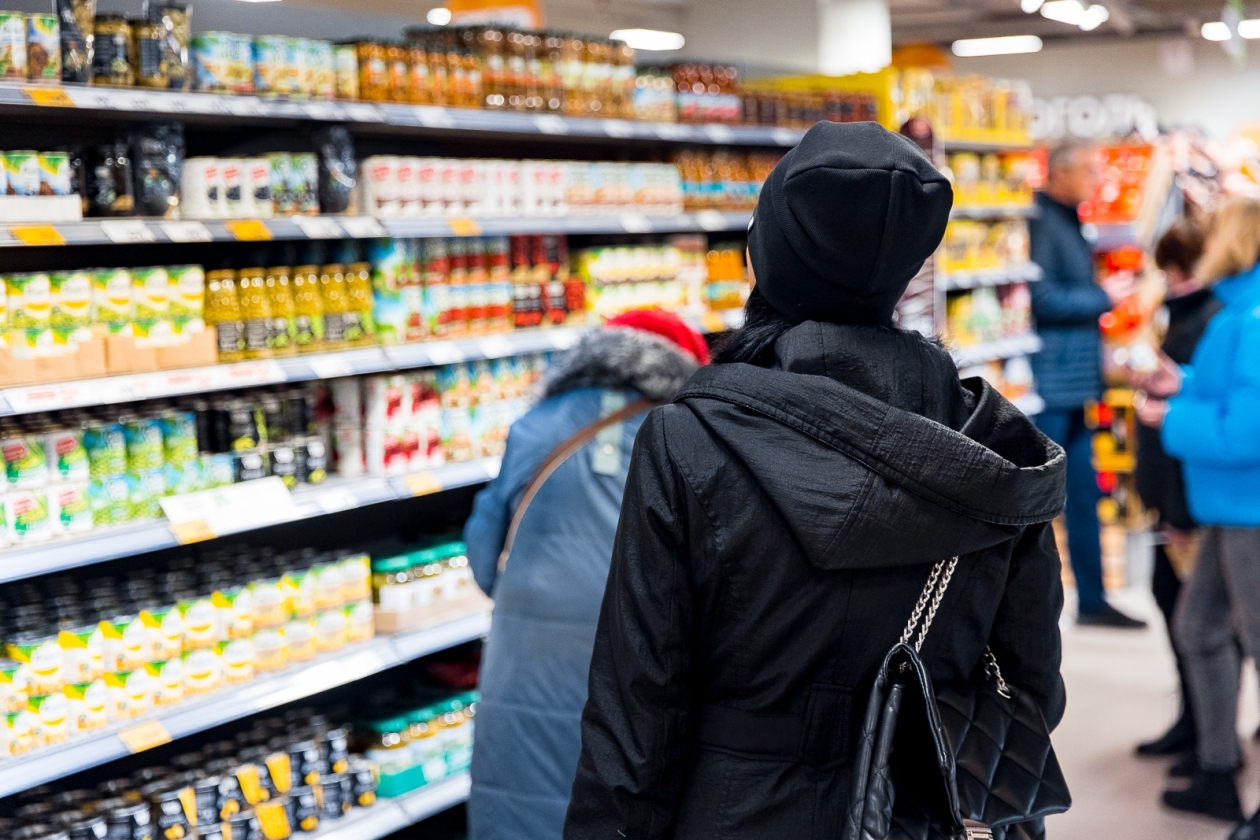 Полицейские задержали жительницу Камчатки, которая похищала алкогольную продукцию в одном из магазинов столицы Илья Аверьянов, ИА PrimaMedia