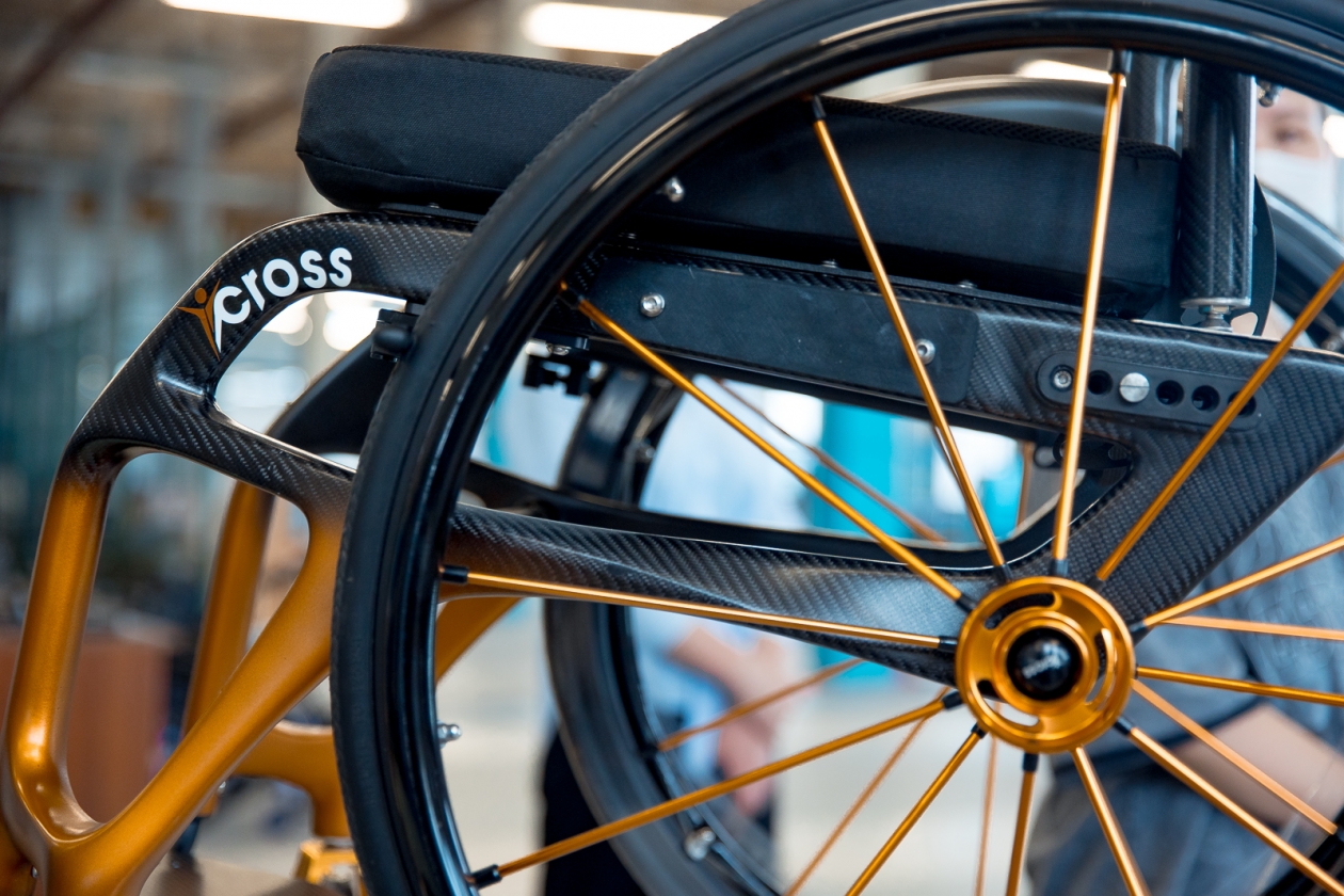 Активные инвалидные кресла-коляски из карбона Илья Аверьянов, ИА PrimaMedia