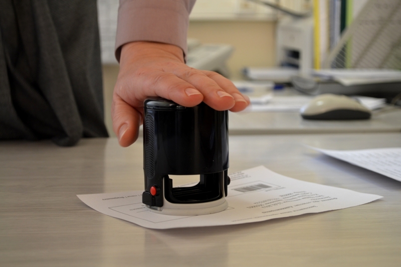 Нотариус не выступает гарантом сделки, а лишь завершает ее Нескородьева Карина, PrimaMedia