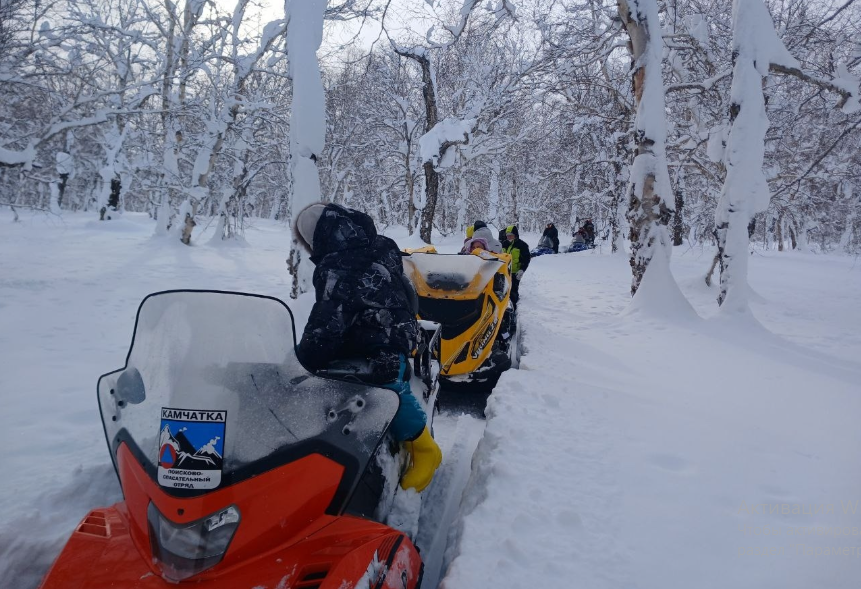 Эвакуация застрявших туристов. Мильковский округ Официальная страница ВК (18+) Сергея Лебедева