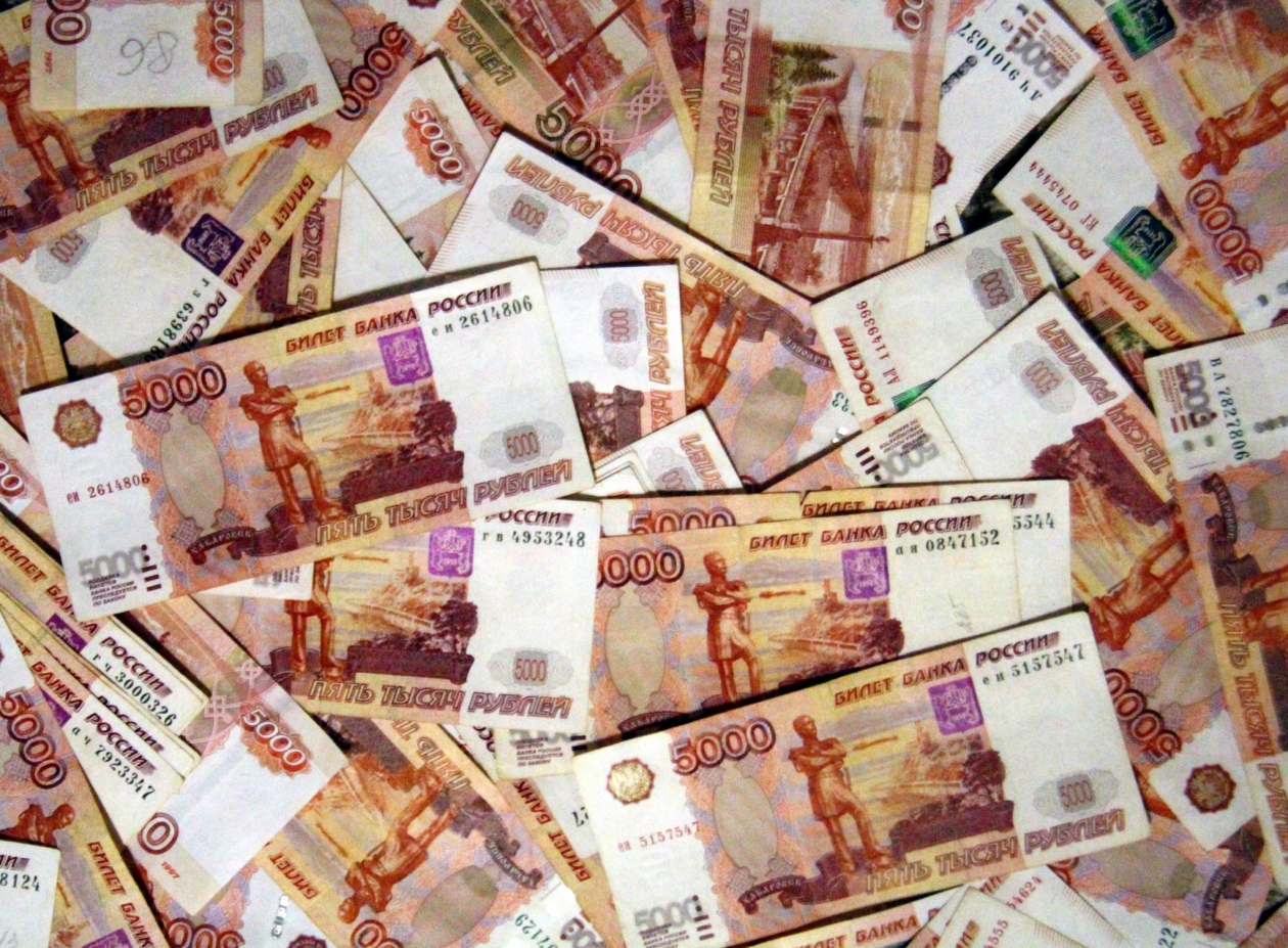 Пятитысячные , деньги, взятка, коррупция, рубли, финансы, банкноты 5000 рублей, афера. махинация, сумма. наличные, мошенничество Дмитрий Мирошников, ИА KrasnodarMedia
