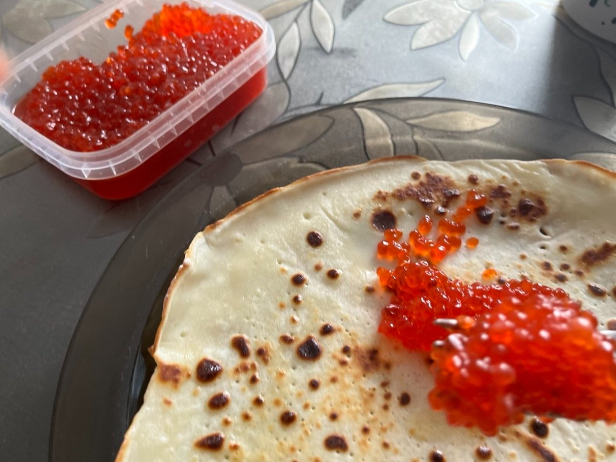 Блины с икрой ИА KamchatkaMedia