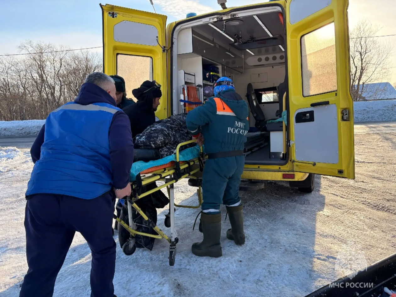 С места событий пресс-служба ГУ МЧС России по Камчатскому краю