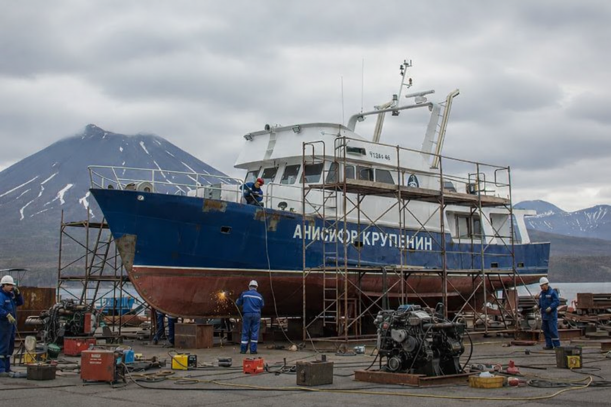 Катер &quotАнисифор Крупенин&quot пресс-служба Арбитражного суда Камчатского края