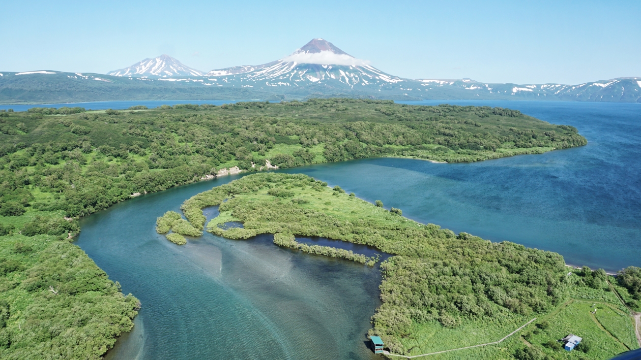 Курильское озеро,  Южно-Камчатский заказник, Камчатка Елена Поддубная, ИА KamchatkaMedia