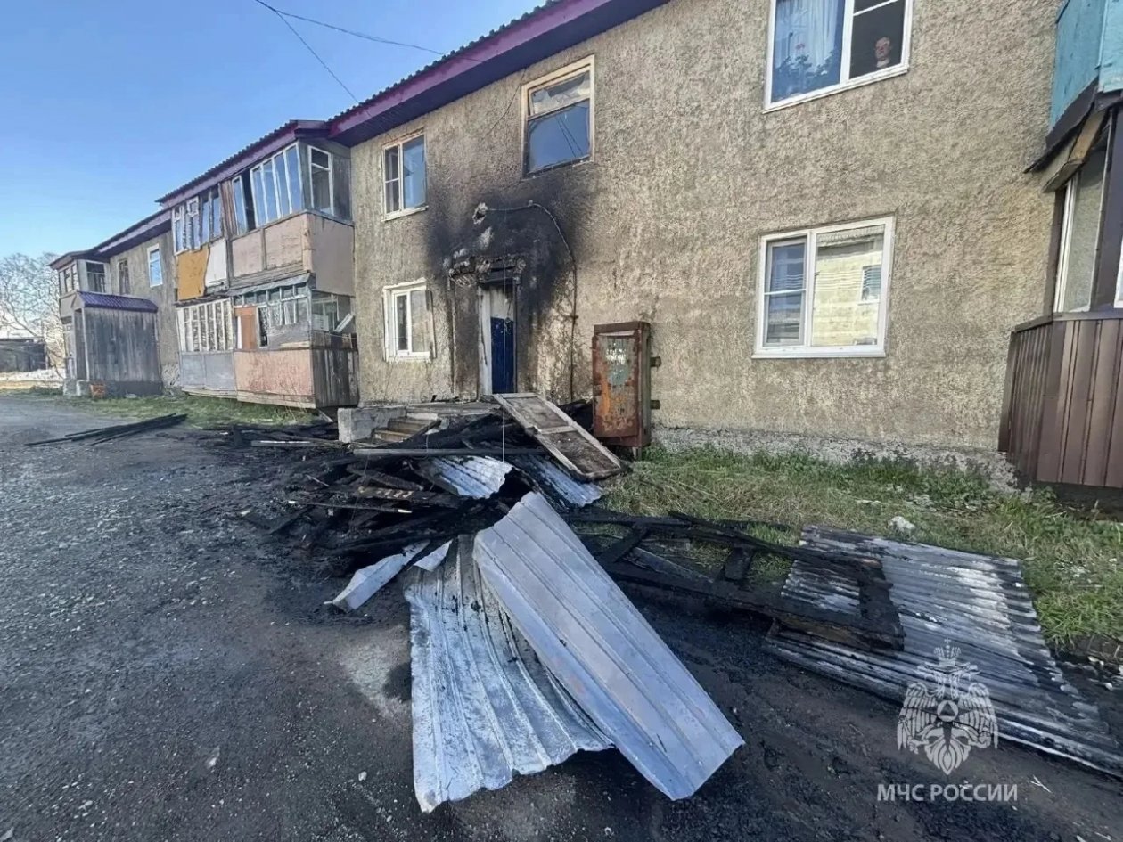 Фото с места событий ГУ МЧС России по Камчатскому краю