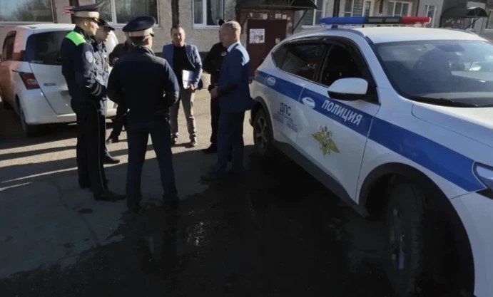 Фото с места событий Администрация ПКГО