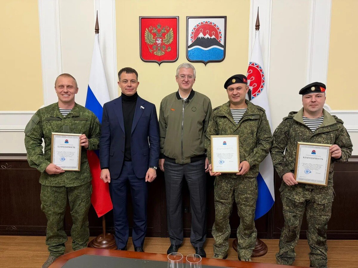 Поездка губернатора Солодова на передовую