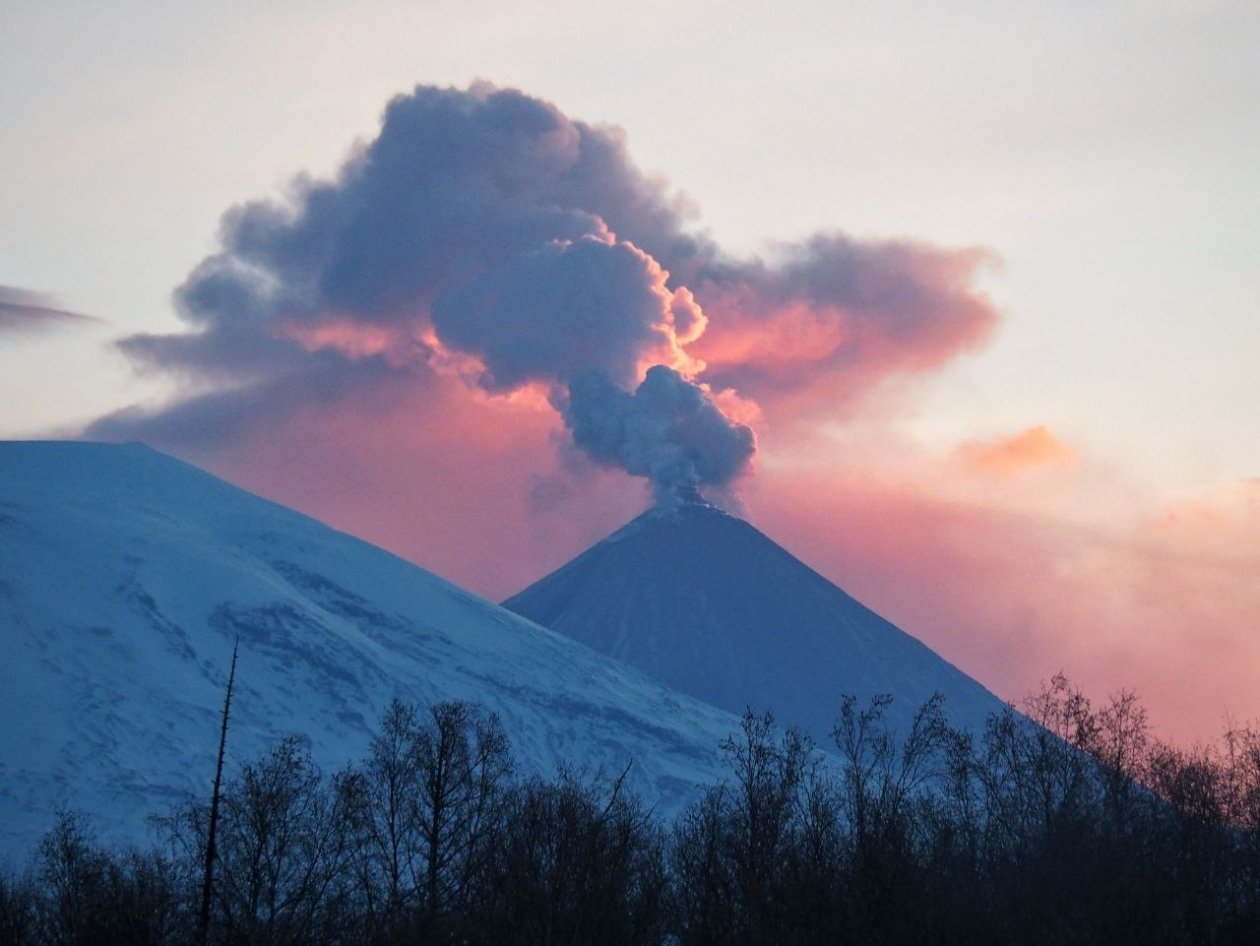 Вулкан Ключевской. Архивное фото ИА KamchatkaMedia