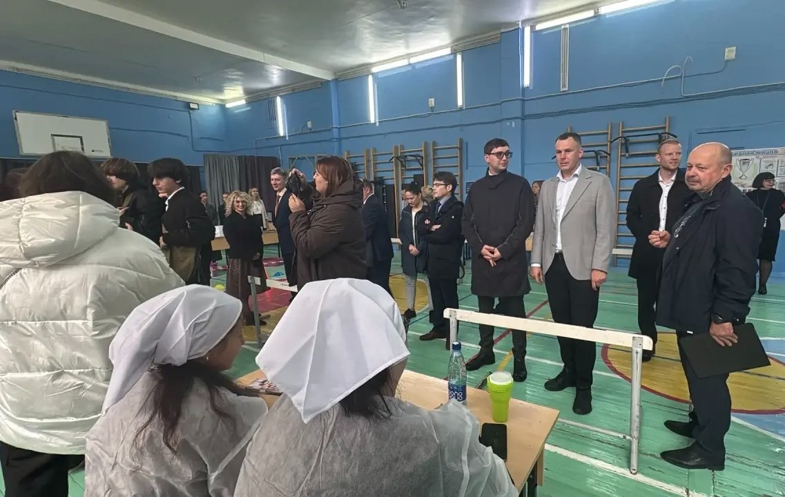 Фото с места событий Администрация ПКГО