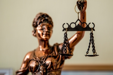 Мастер-класс "Как писать о пандемии и не получить претензию о фейкньюс" (12+)